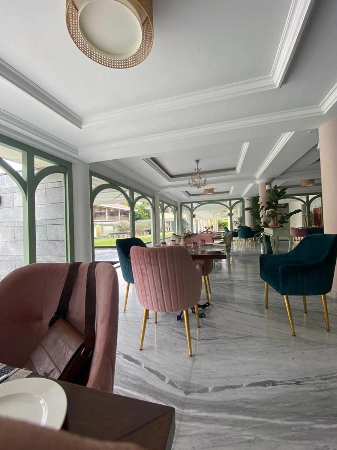 Nambiar Club Bellezea 호텔 Kammasandra 외부 사진